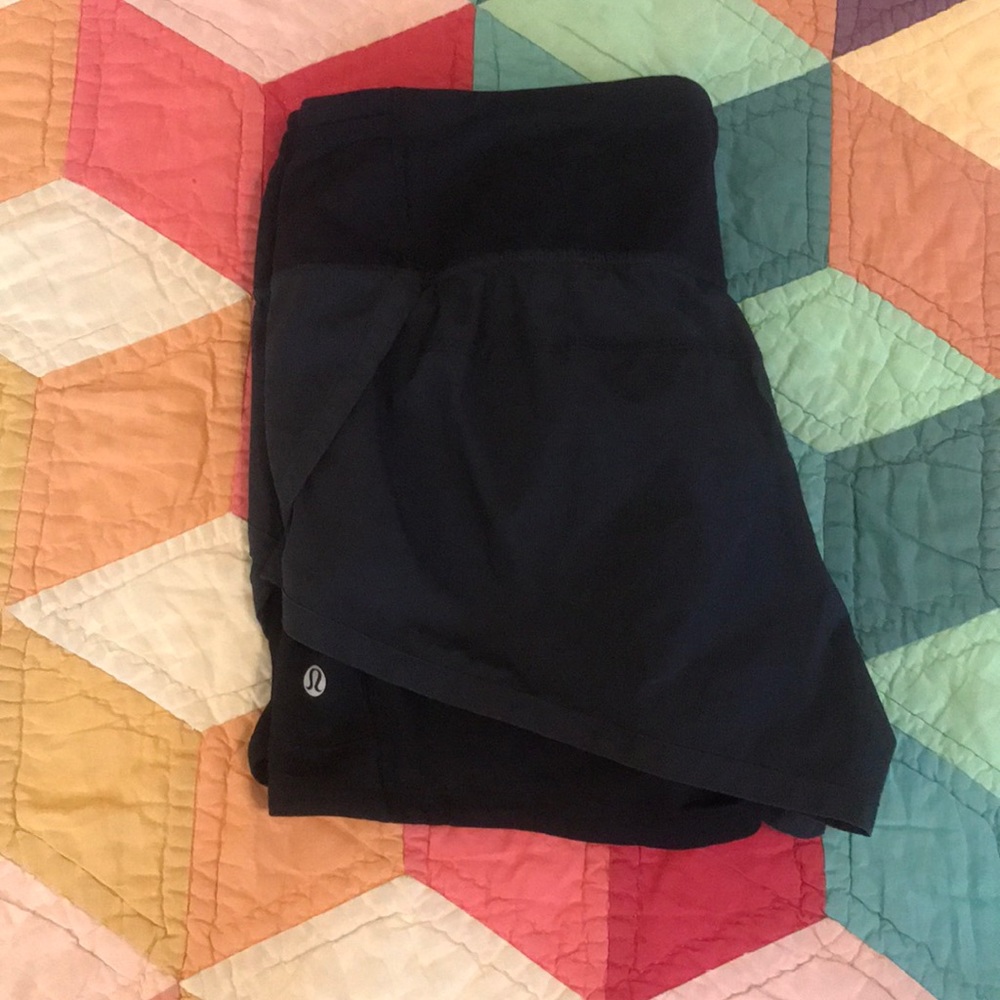 Lululemon Shorts Size 8